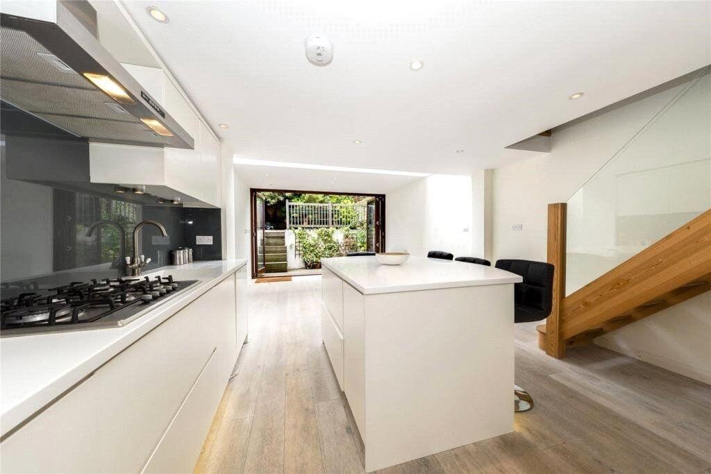 House Mornington Crescent in Greater London