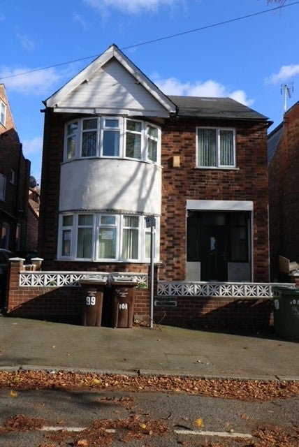 House Harrington Drive in Nottingham