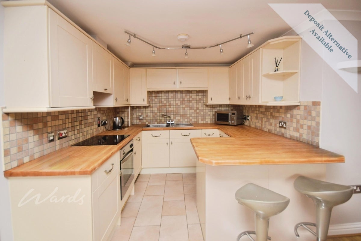 Flat Newmans Close in Folkestone and Hythe District