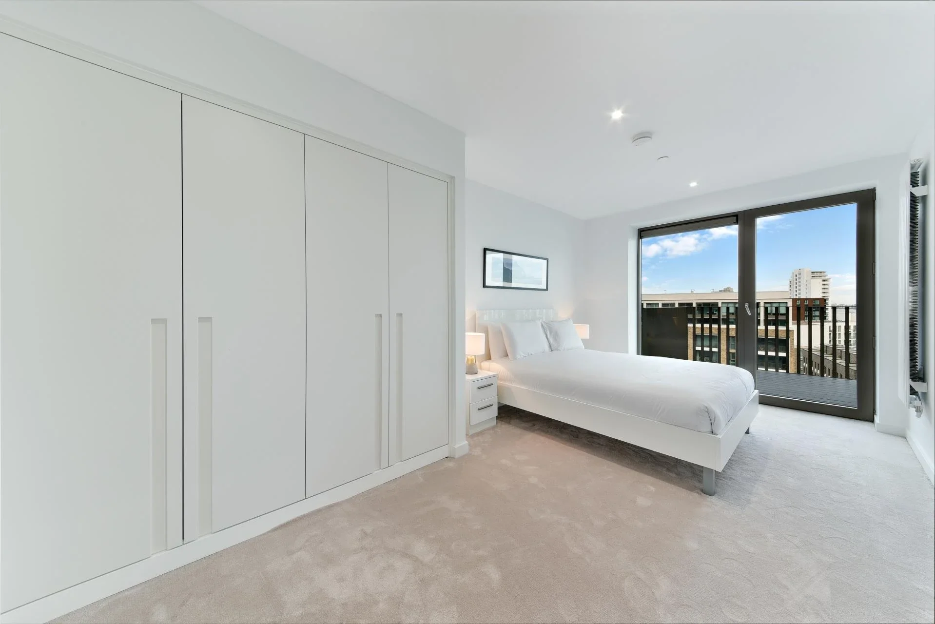 Flat Royal Crest Avenue in Greater London