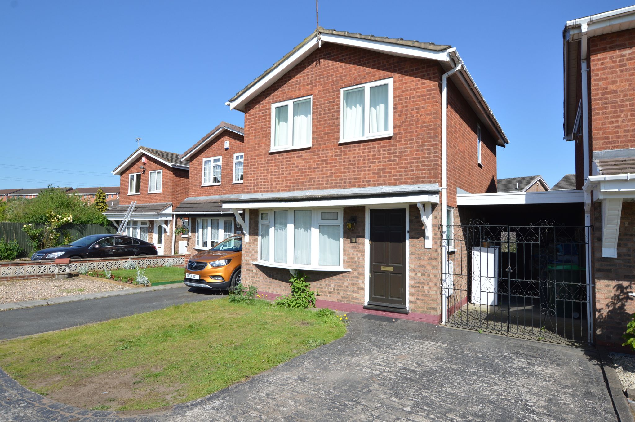 House Law Close in Sandwell