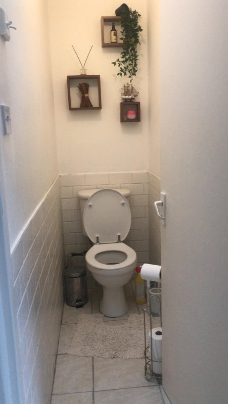 Room Longshore in Greater London