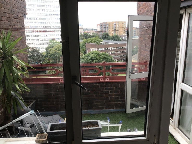 Room Longshore in Greater London