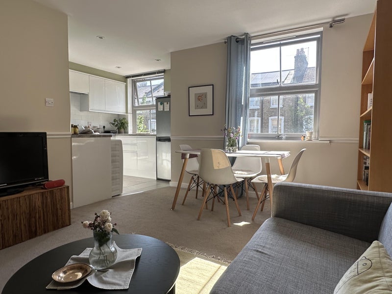 Flat Horton Road in Greater London