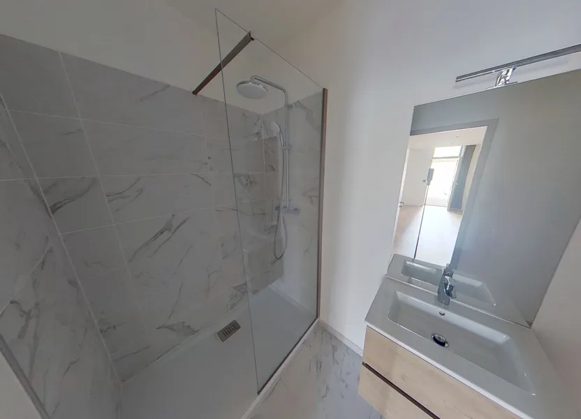 Appartement Montée de la Grande Côte à Lyon