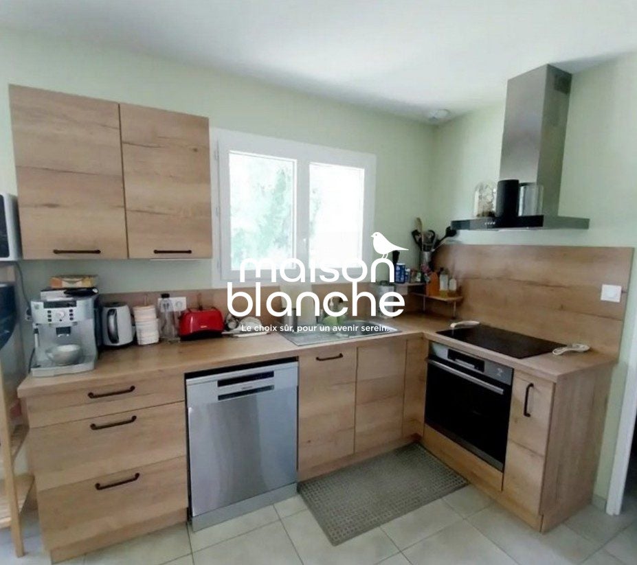 House Route de Nouet in Saint-Denis-de-Pile