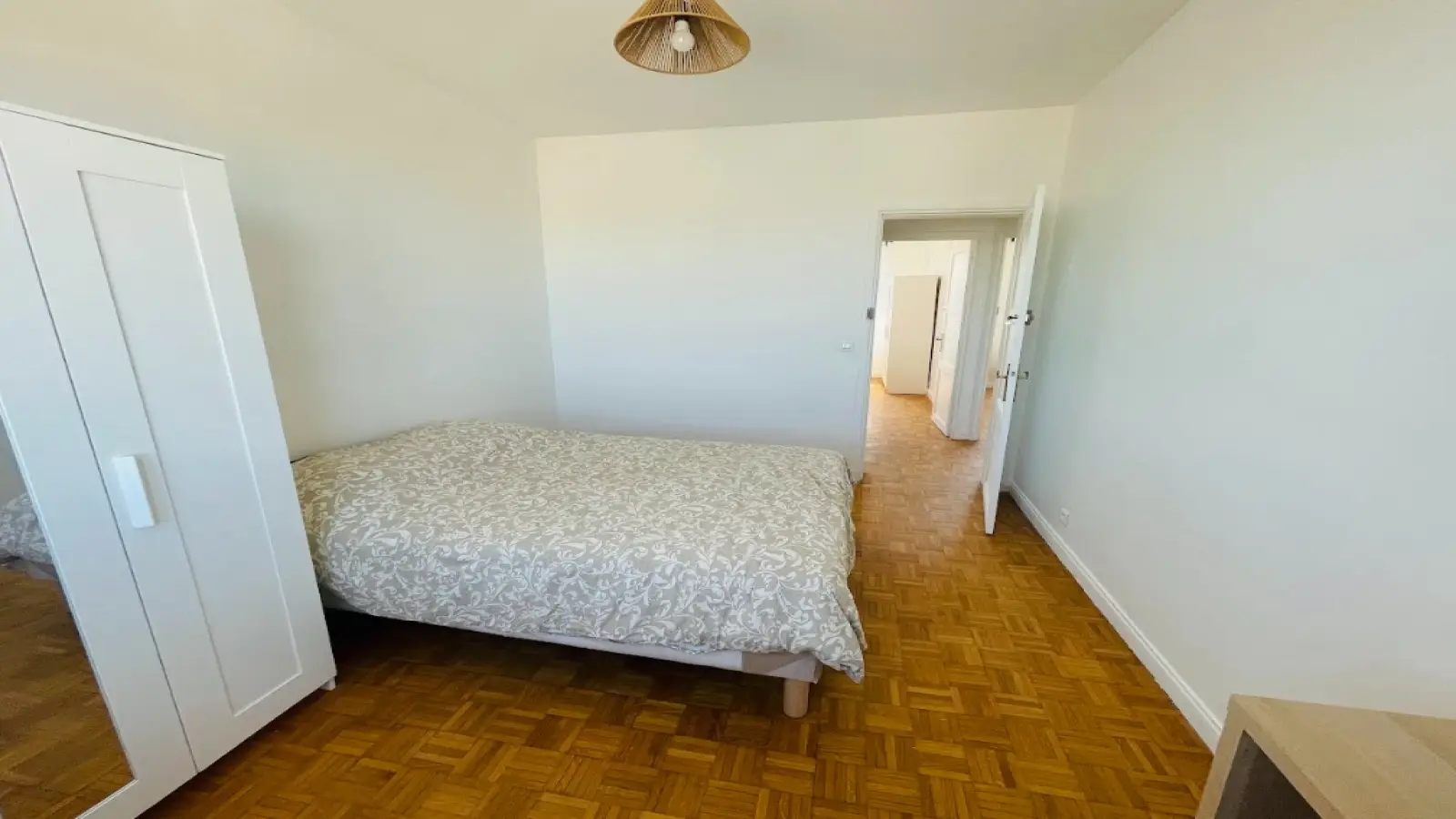 Room Rue Defresne-Bast in Argenteuil