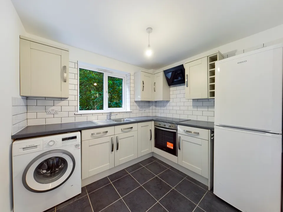 Flat Knaves Hollow in Loudwater