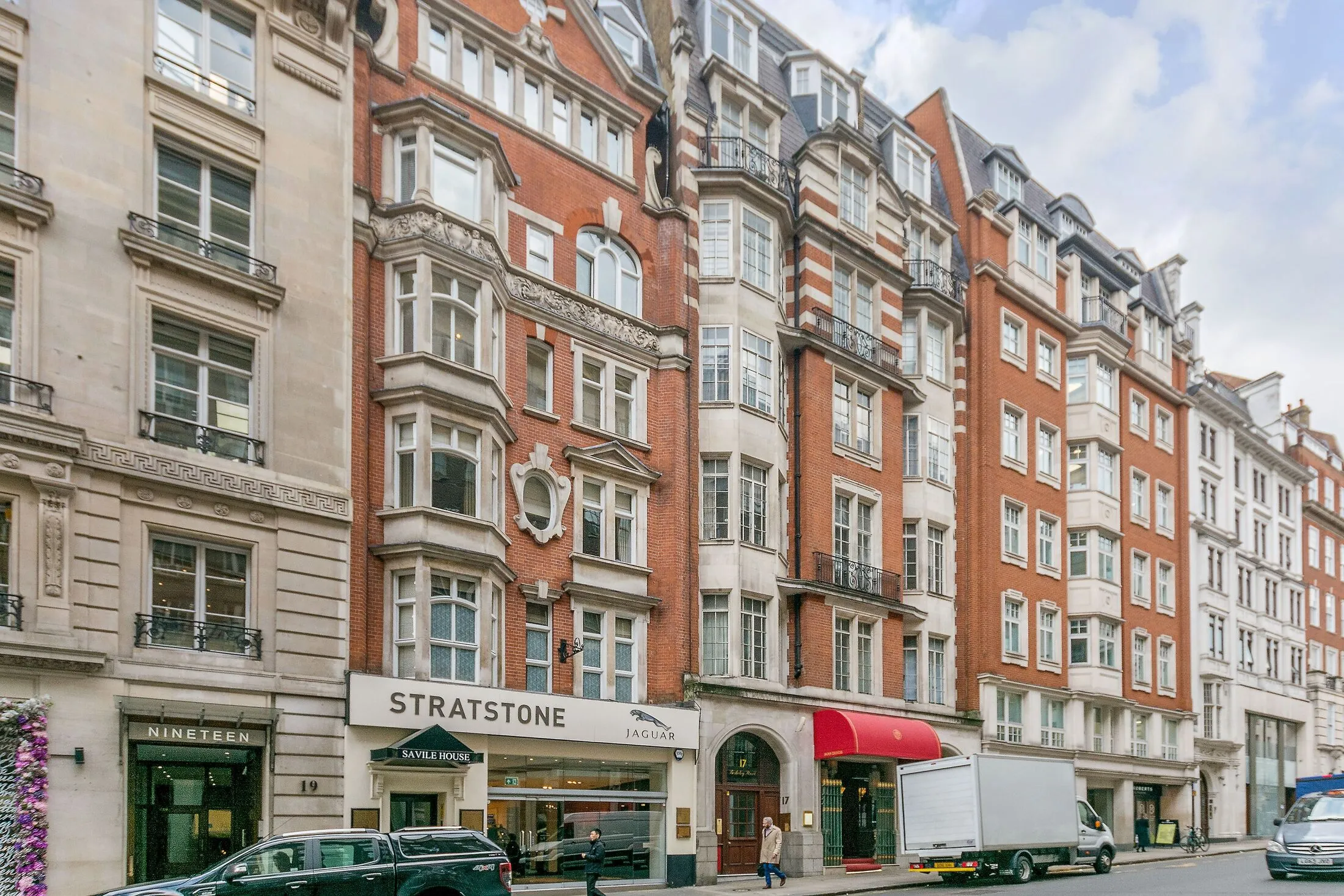 Flat Berkeley Street in City of Westminster