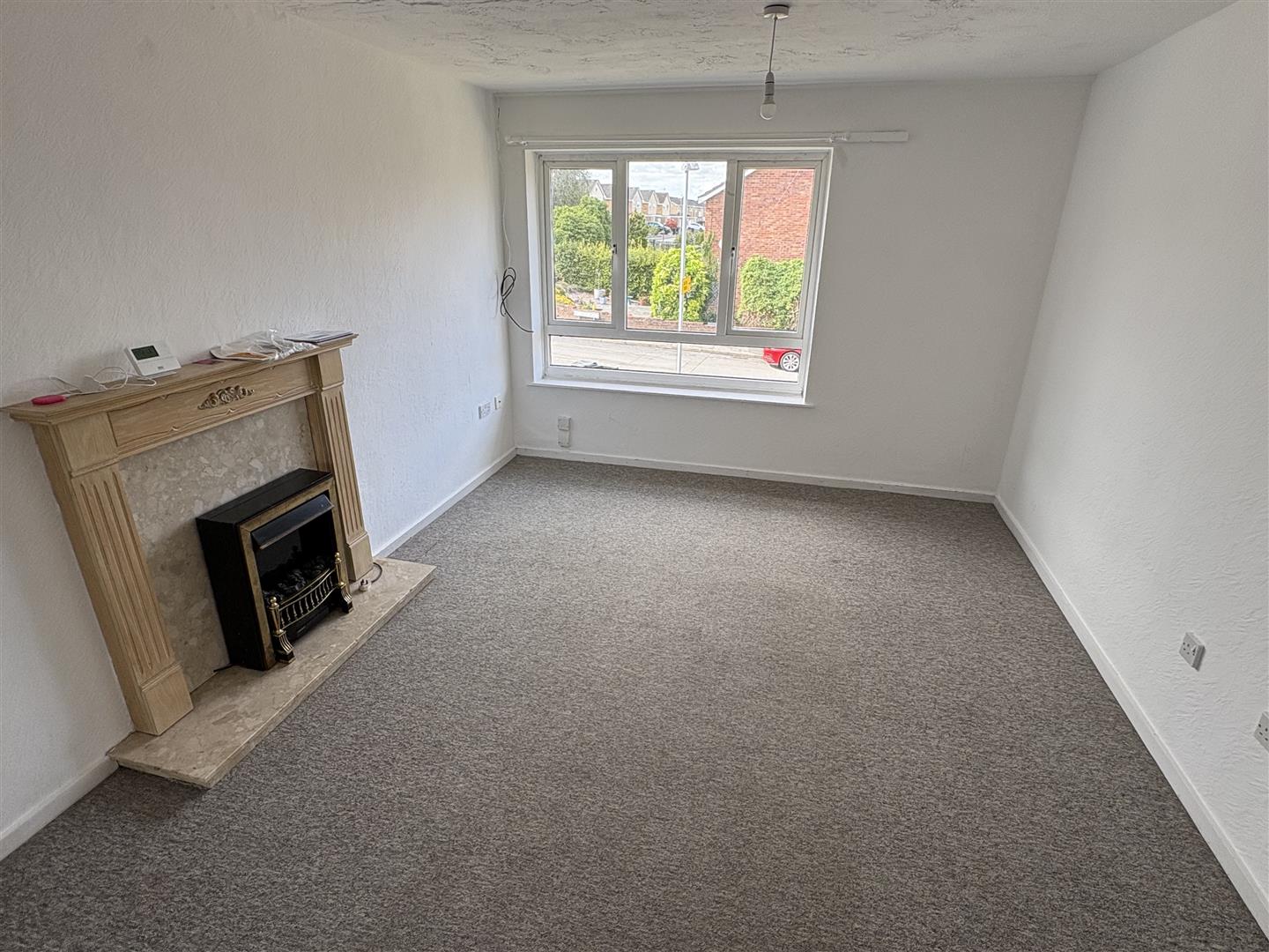 Flat Minsmere Road in Keynsham