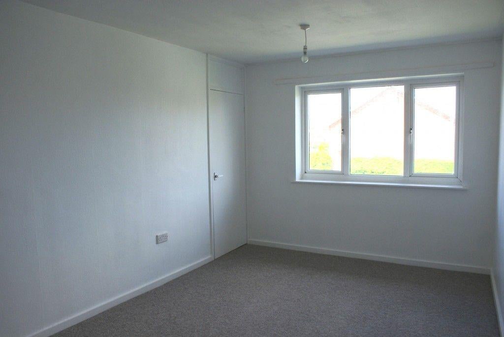 Flat Minsmere Road in Keynsham