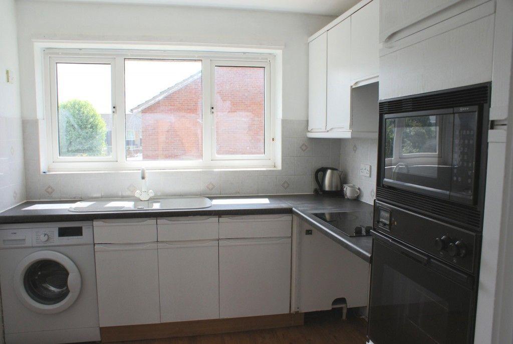Flat Minsmere Road in Keynsham
