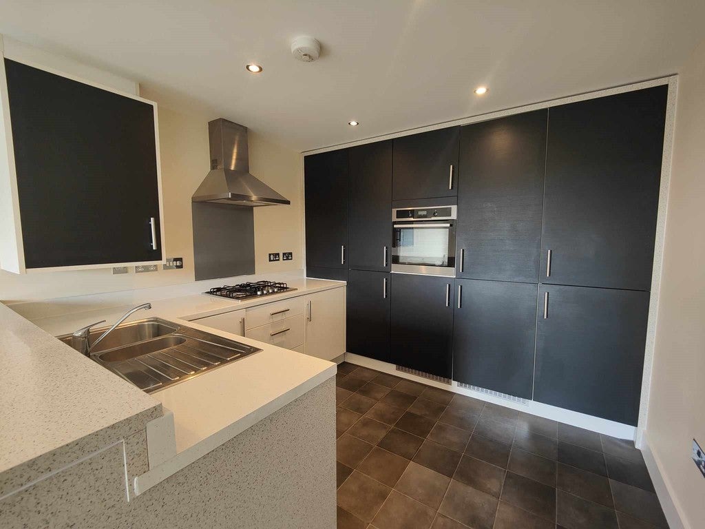 Flat Abbott Court in Chorley