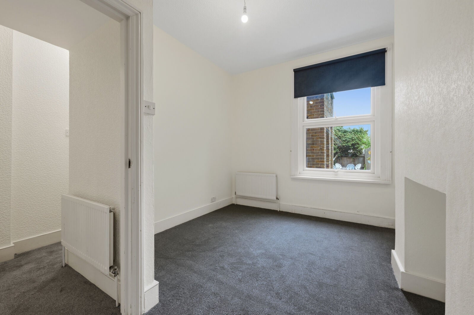 Flat Pelham Road in Greater London