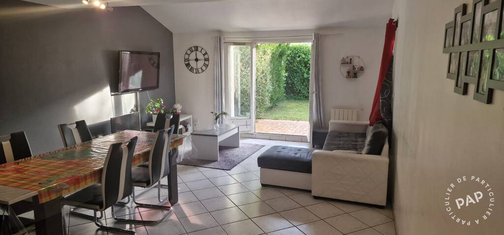 Chambre Boulevard du Port à Cergy