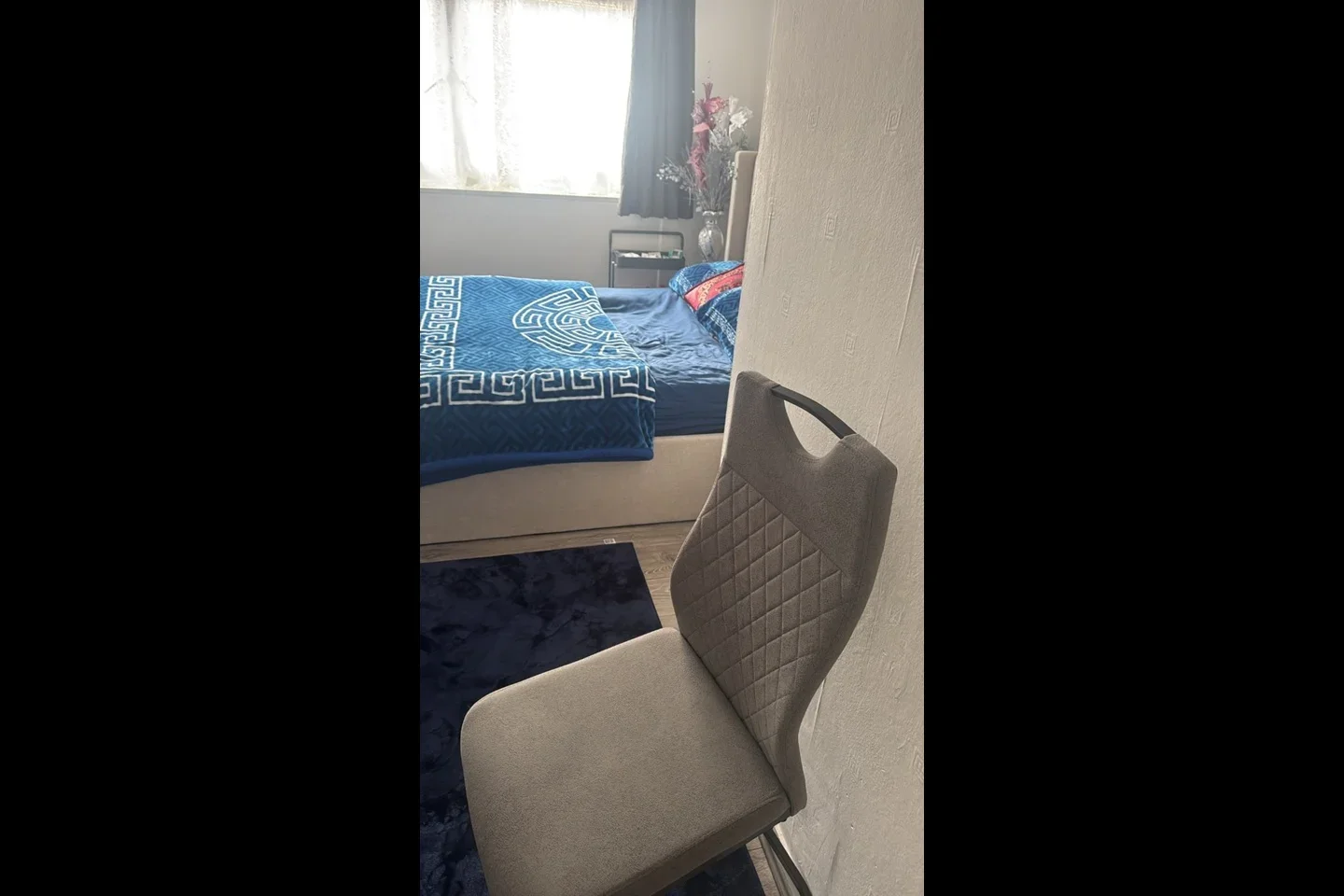 Room Harts Lane in Greater London