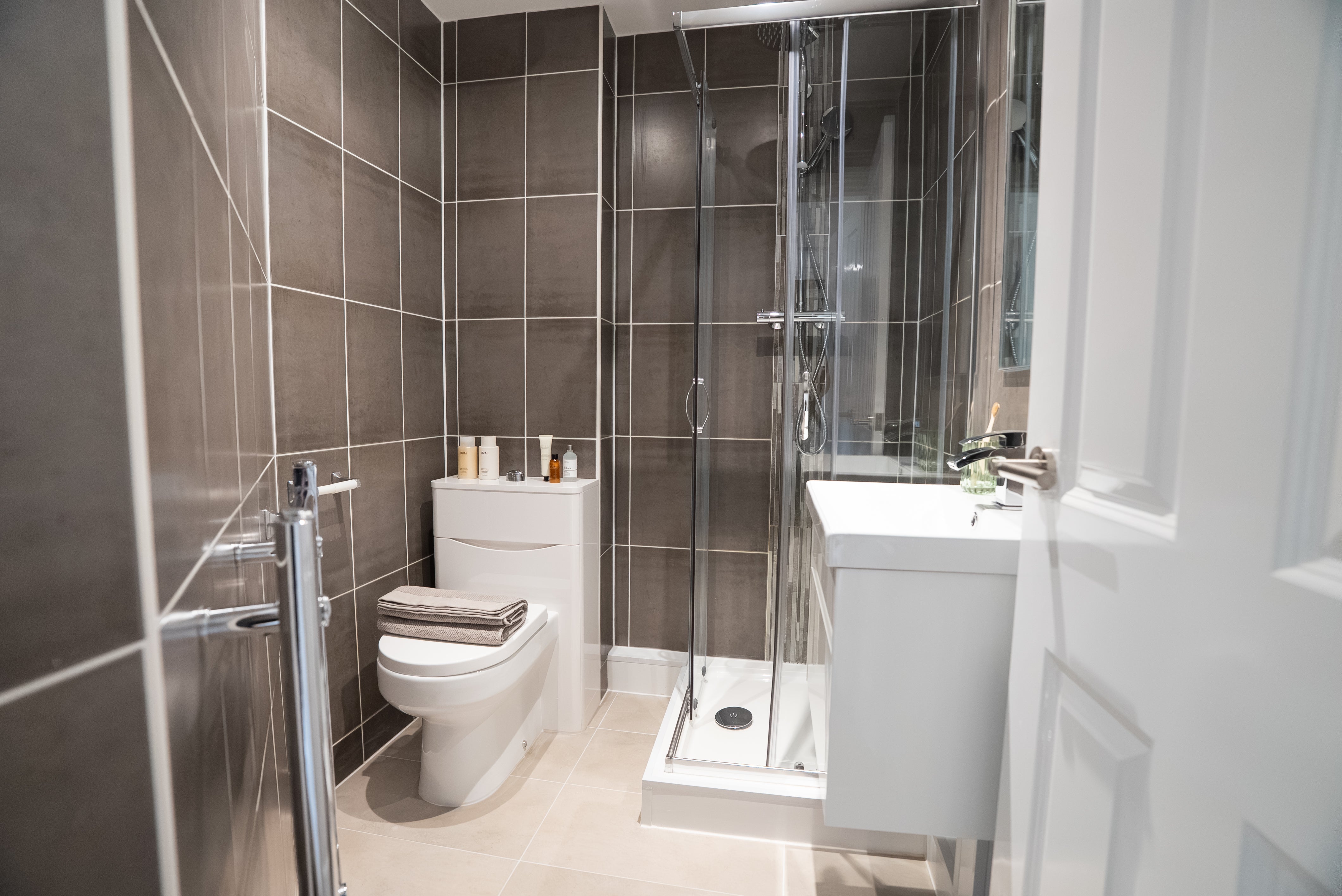 Room Headingley Lane in Leeds