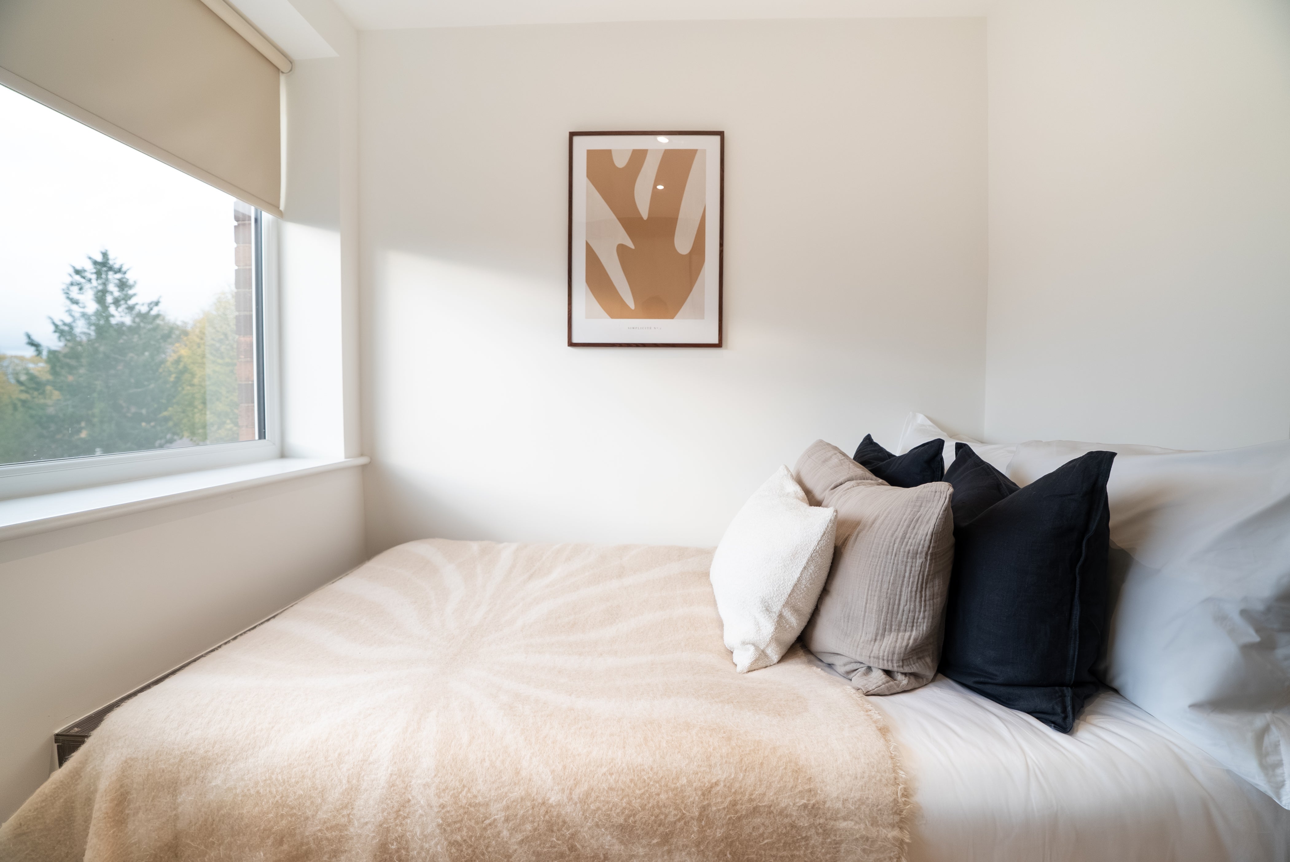 Room Headingley Lane in Leeds