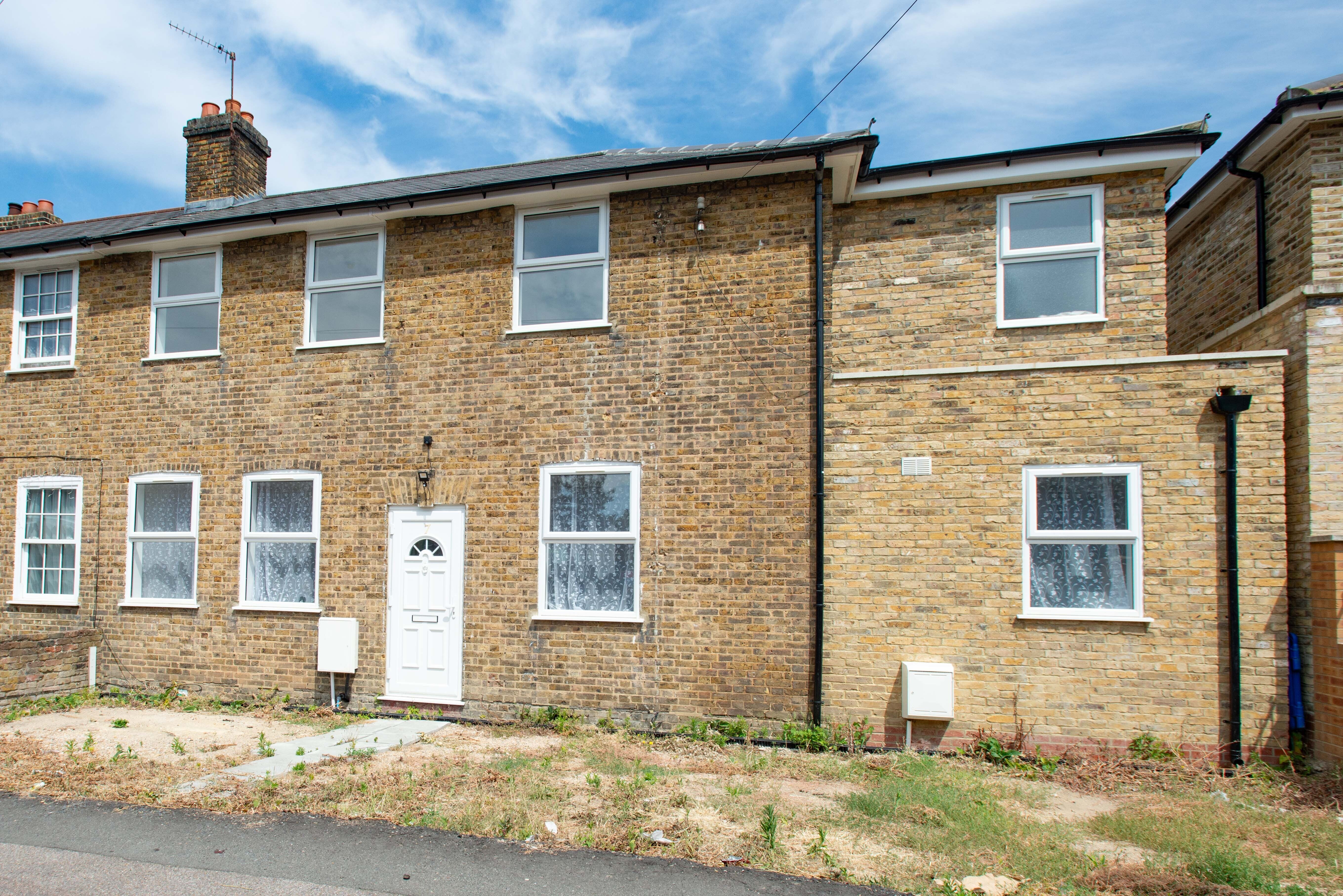 House Romborough Way in Greater London