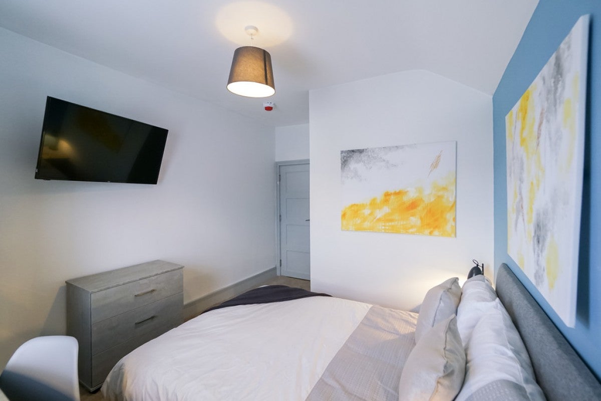 Room Oxford Road in Reading