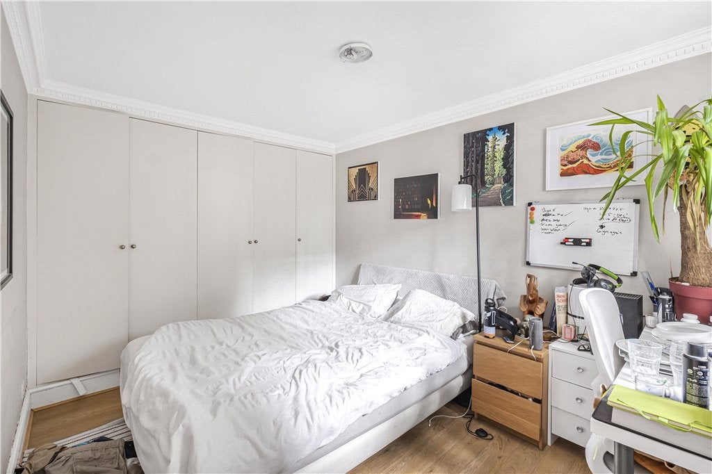 Flat South Lambeth Road in Greater London
