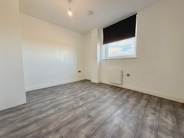 Flat Coventry Road in Birmingham