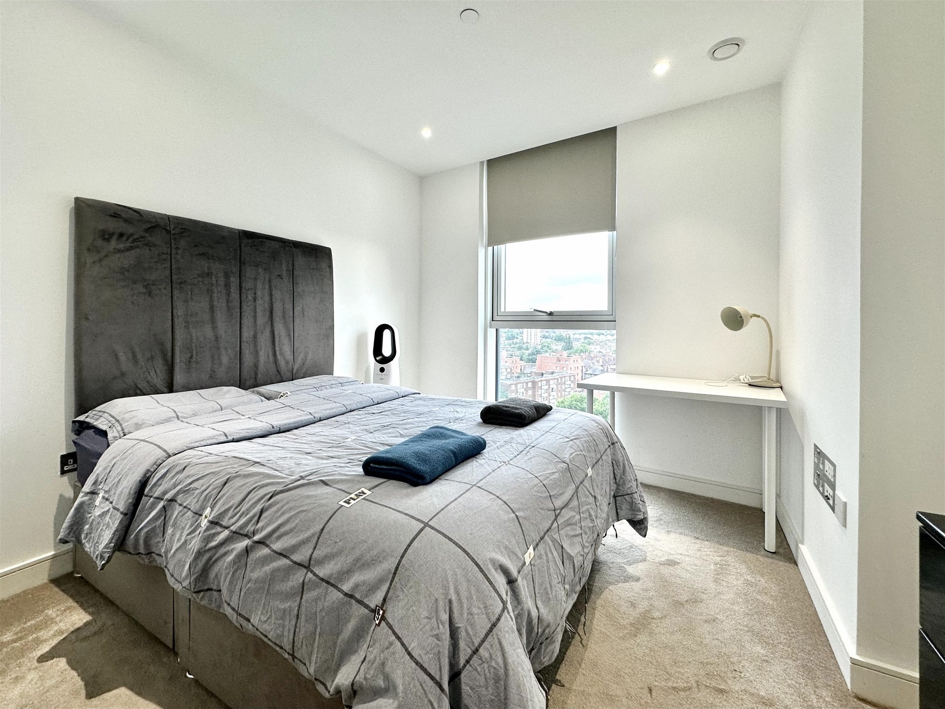 Flat Wandsworth Road in Greater London