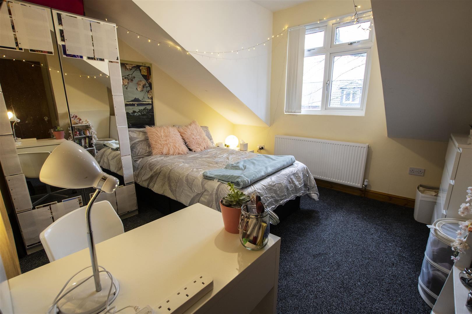 Flat Tiverton Road in Birmingham