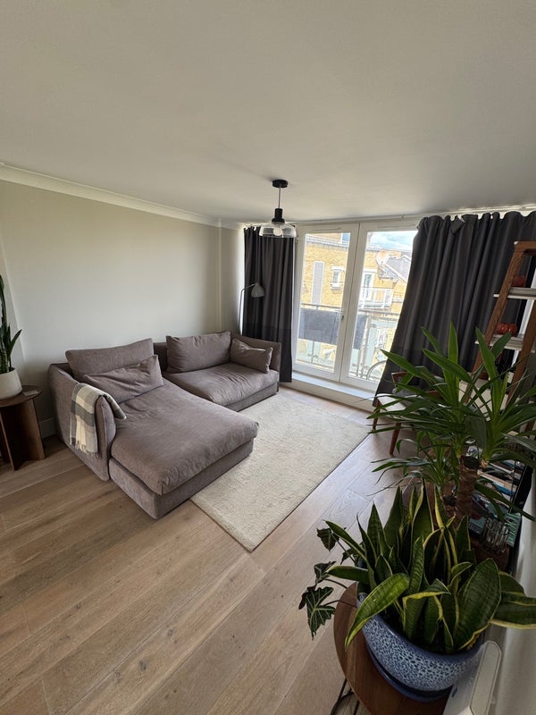 Room Woodland Crescent in Greater London