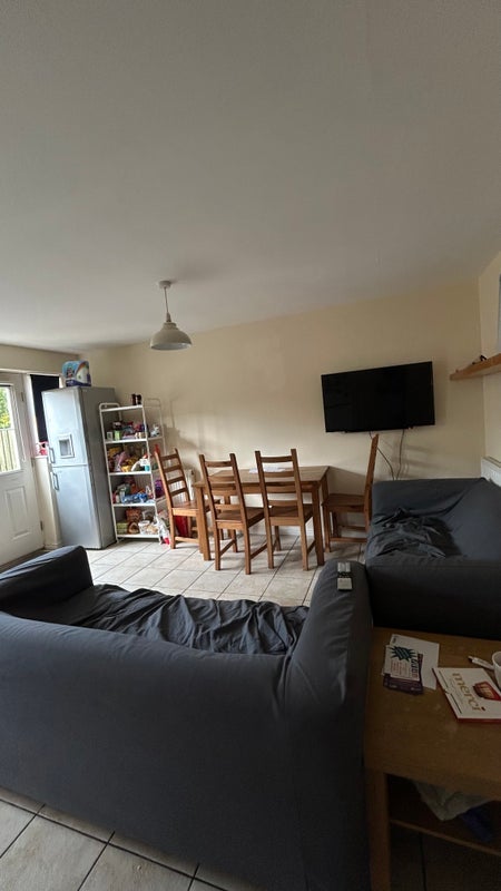 Room Wright Way in Bristol