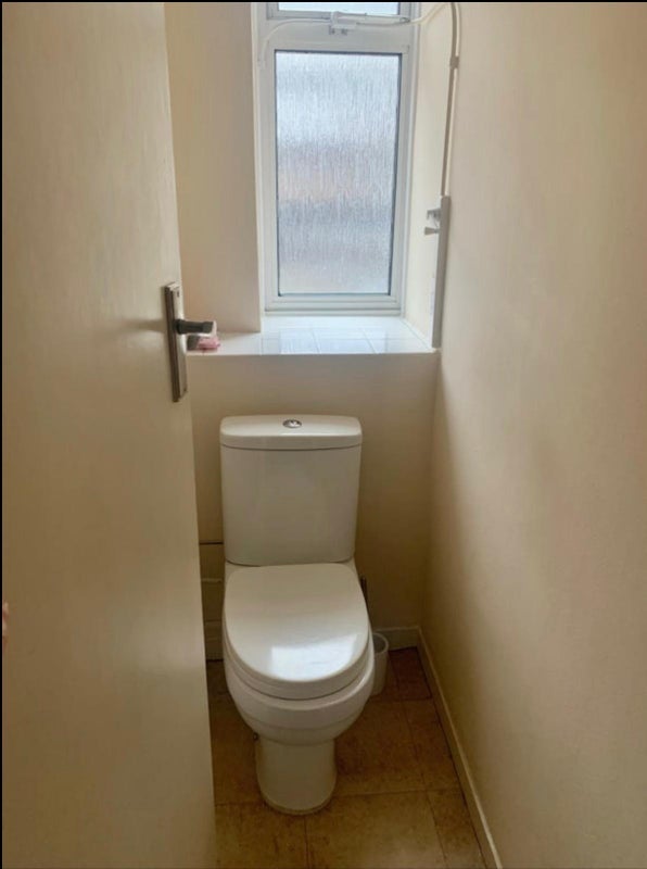 Room Patmore Street in Greater London