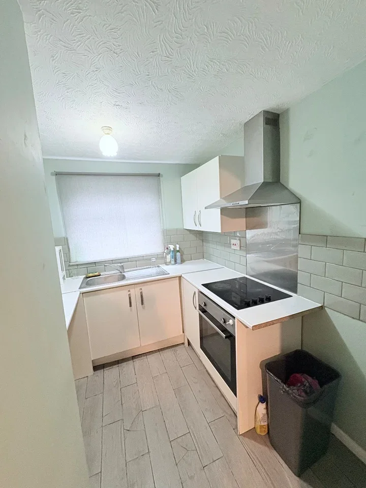 Flat Cornwallis Close in Greater London