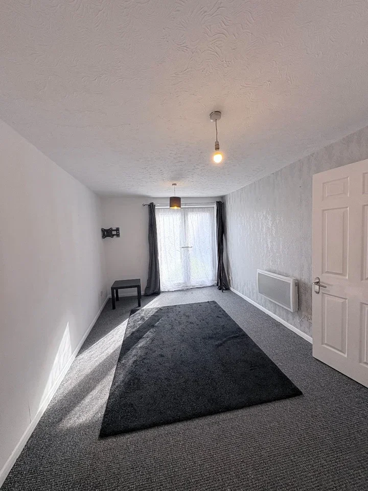 Flat Cornwallis Close in Greater London