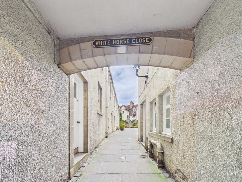 Room White Horse Close in City of Edinburgh