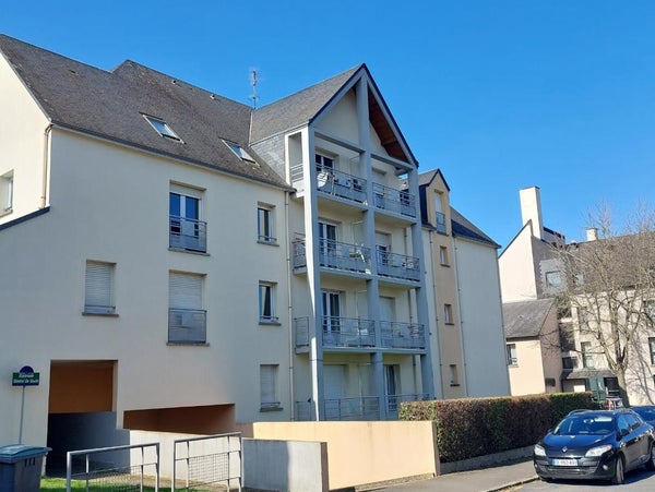 Flat Rue René Perron in Pacé