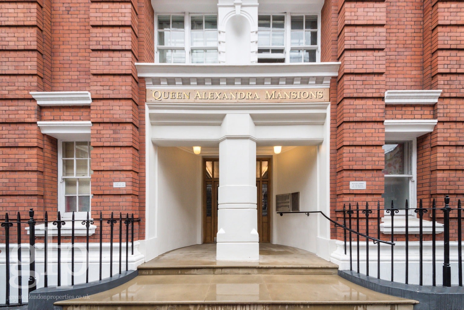Flat Hastings Street in Greater London