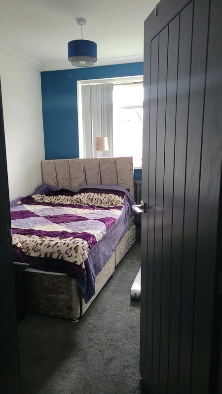 Room Ayton Grove in Manchester