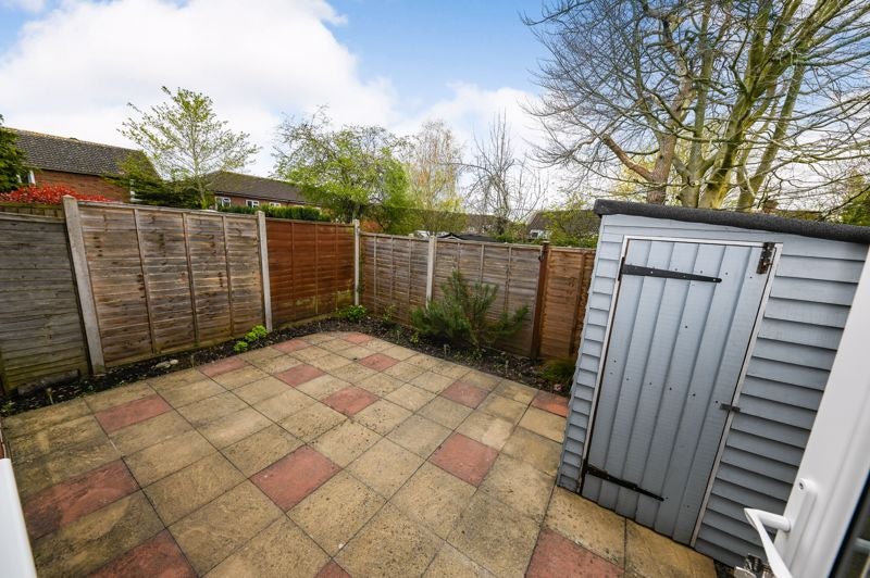 Flat Arle Close in East Hampshire
