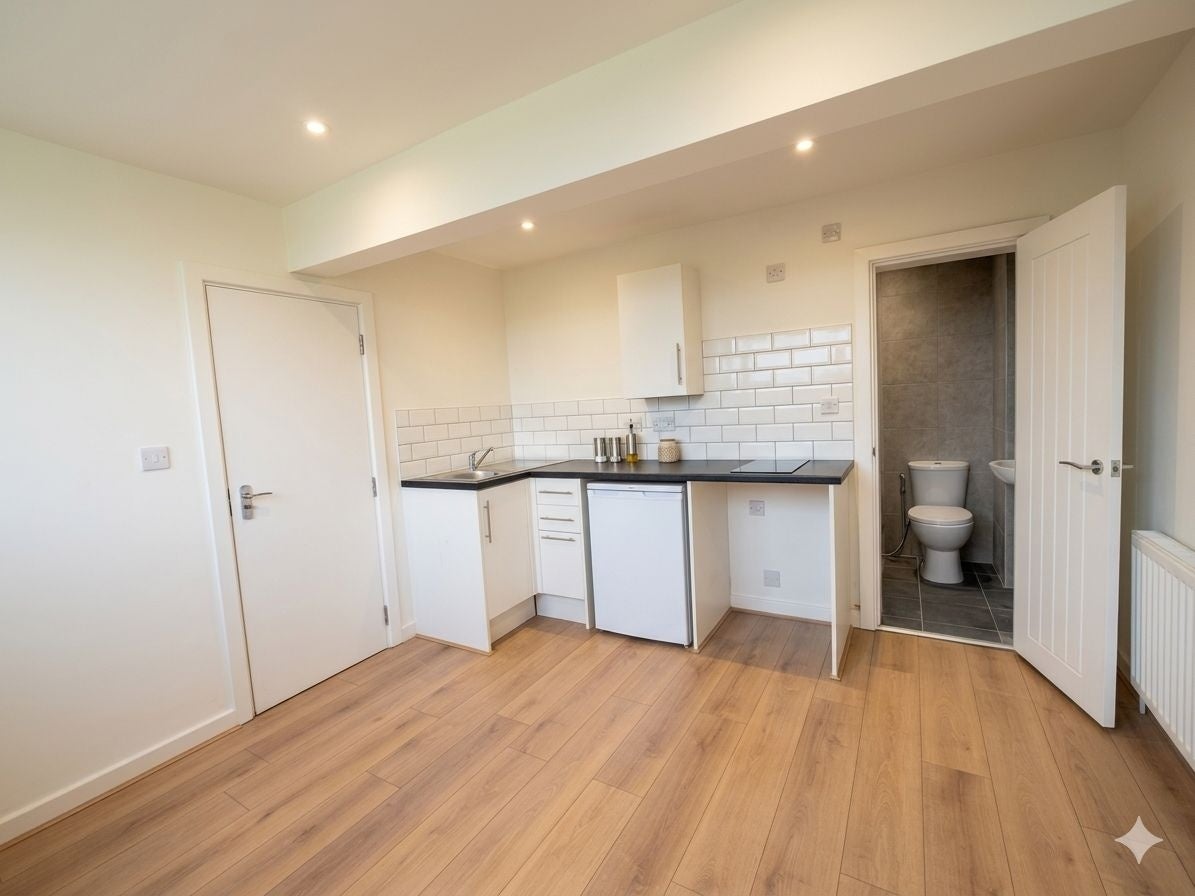 Flat Prescot Road in Liverpool