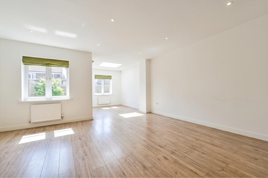 House Jersey Close in Woking