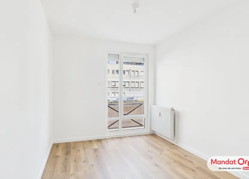 Flat Rue des Tuileries in Reims