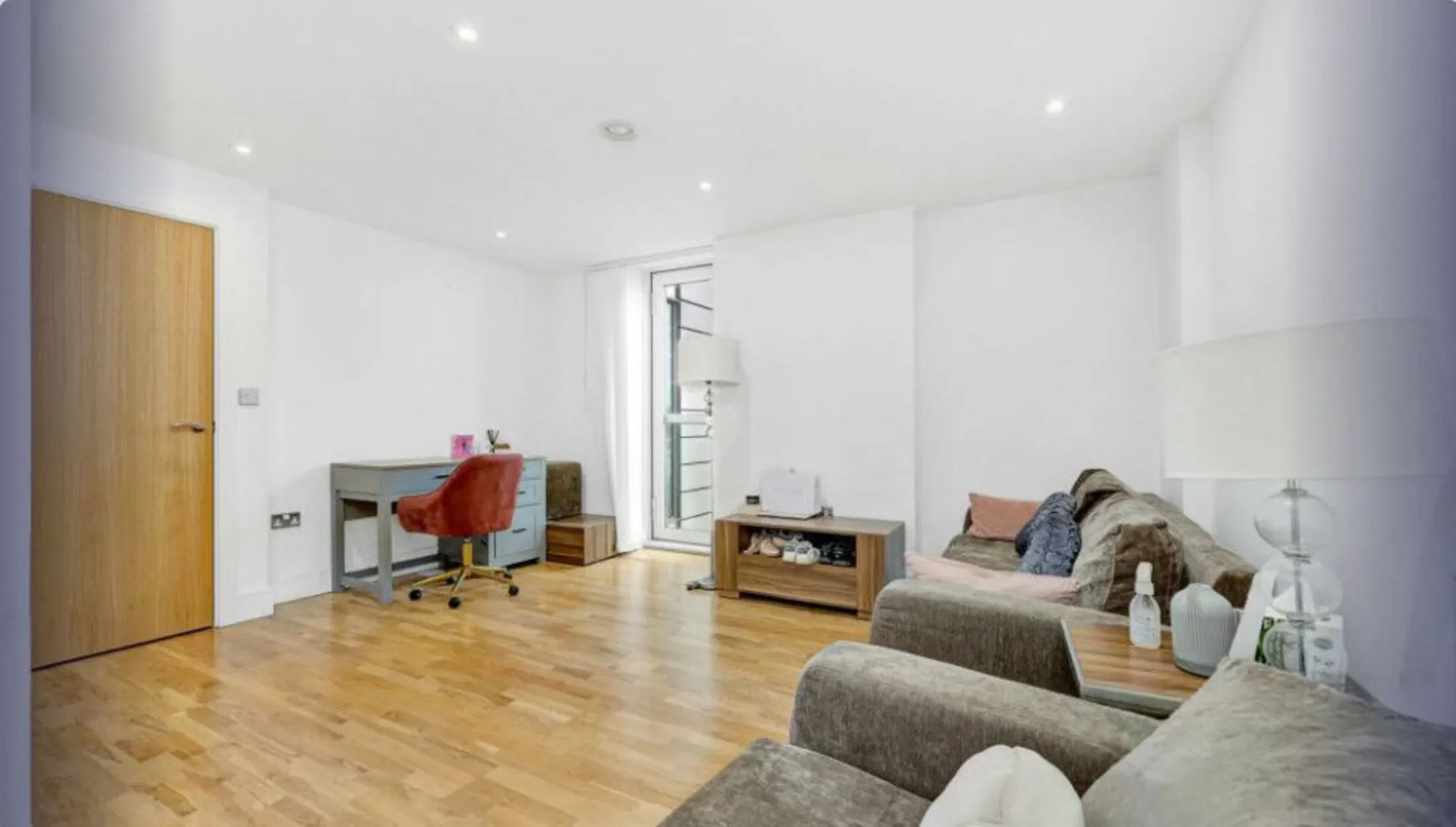 Flat Seager Place in Greater London