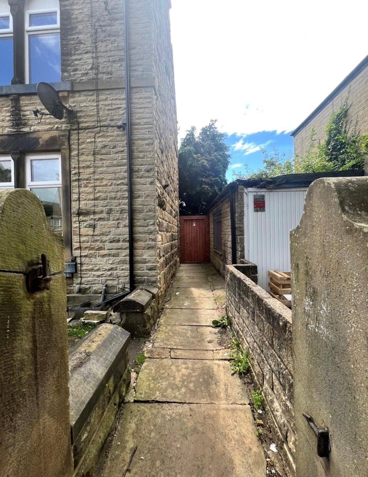 House Surrey Street in Kirklees