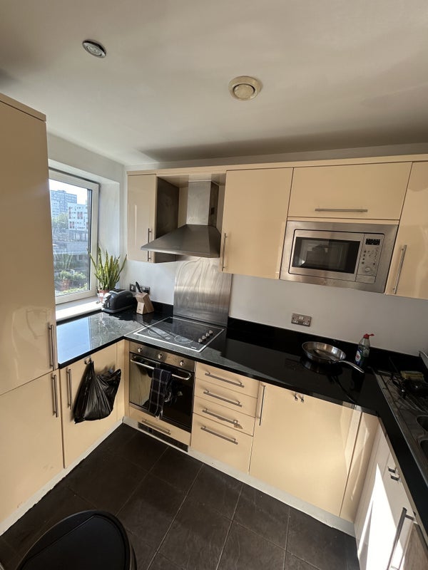 Room Drayton Park in Greater London