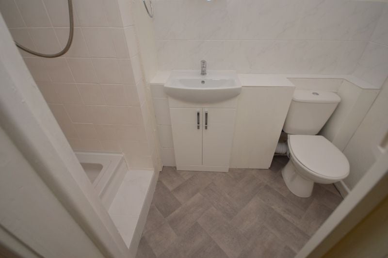 Flat Chidlow Close in Widnes