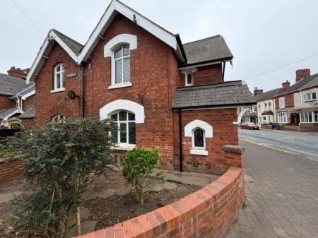Flat Ainslie Street in Grimsby
