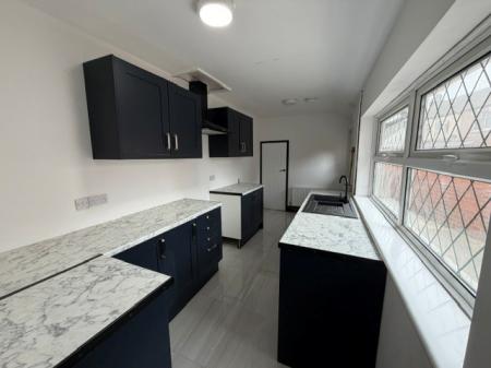 Flat Ainslie Street in Grimsby