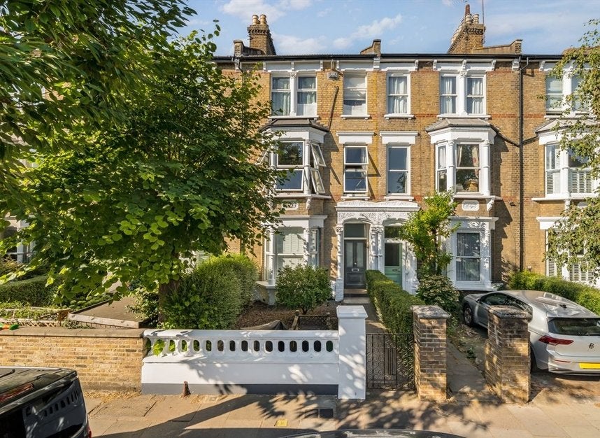 House Huddleston Road in Greater London
