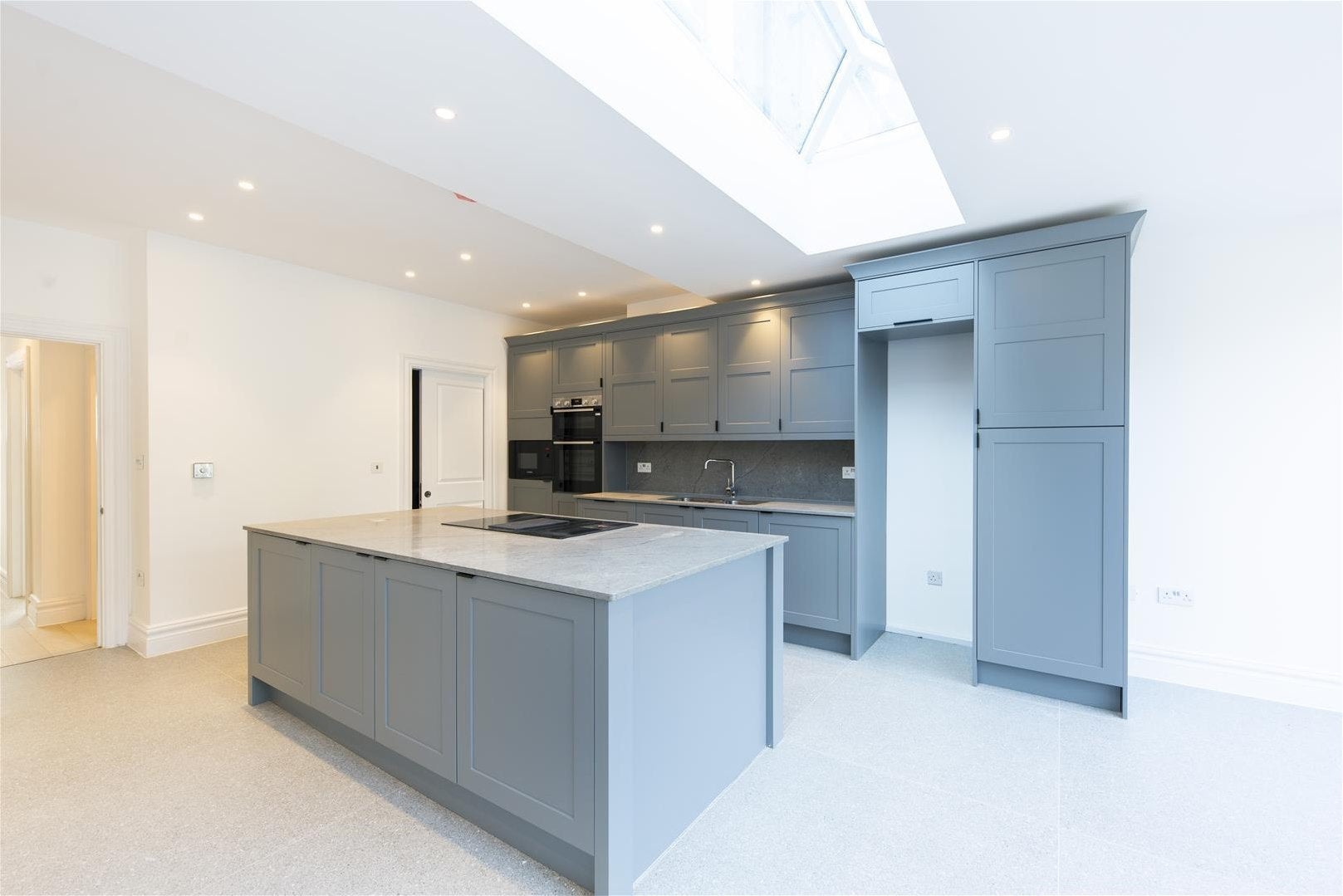 House Rothesay Avenue in Greater London