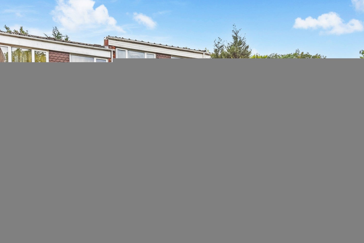 Flat Greenhill Close in Winchester